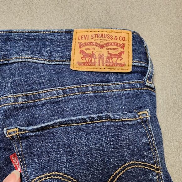 Women's Blue Jeans - Picture 9 of 14